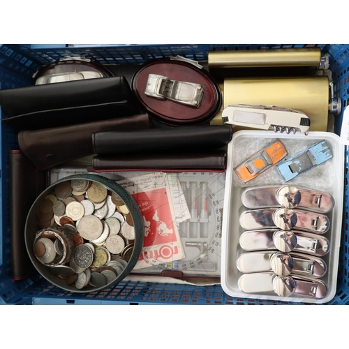 204 - Collection of items, to include: 'Louis Cordan' pen set, tobacco pouches, hip flasks, coins, penknif... 