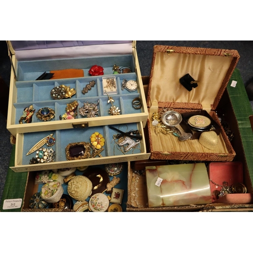 212 - Tray of assorted costume and other jewellery, jewellery boxes, brooches, watches, pill boxes, onyx j... 