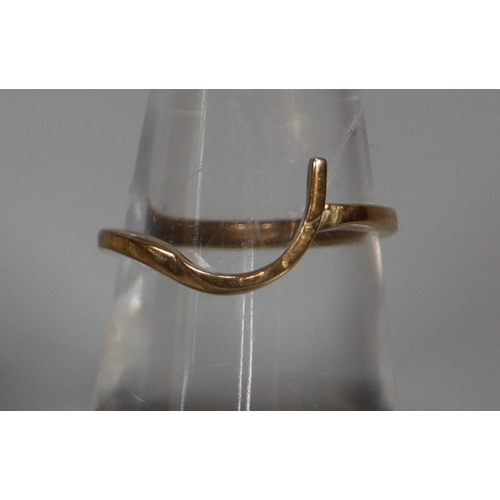 242 - 9ct gold crescent shaped dress ring.  2g approx.  Ring size M  (B.P. 21% + VAT)