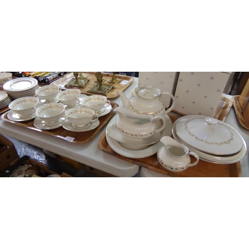 424 - Four trays of Royal Doulton 'Fairfax' dinnerware: six dinner plates, six soup bowls and saucers, lid... 