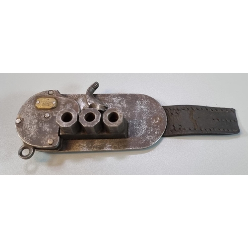 241 - Rare 19th Century percussion muzzle loading three barrelled belt buckle pistol, in steel with three ... 