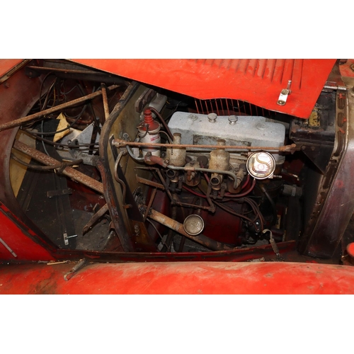 252 - 1933 MG J2 sports car, Registration Number TG6582, chassis Number J24365. A true 'barn find' example... 