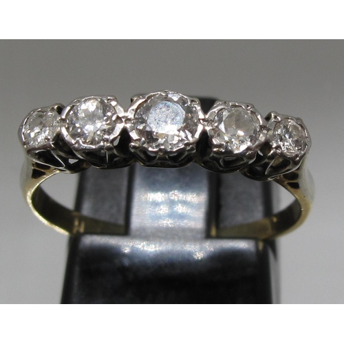 365 - 18ct gold five stone diamond ring.  Ring size L & 1/2.  Approx weight 2 grams.
(B.P. 21% + VAT)