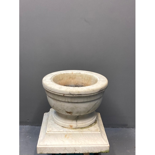 458 - White veined marble font design planter on square tapering base.  Diameter 54cm total height 51cm ap... 