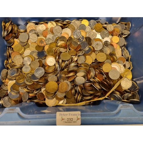 232 - Plastic box with a large collection of foreign coinage.  (B.P. 21% + VAT)