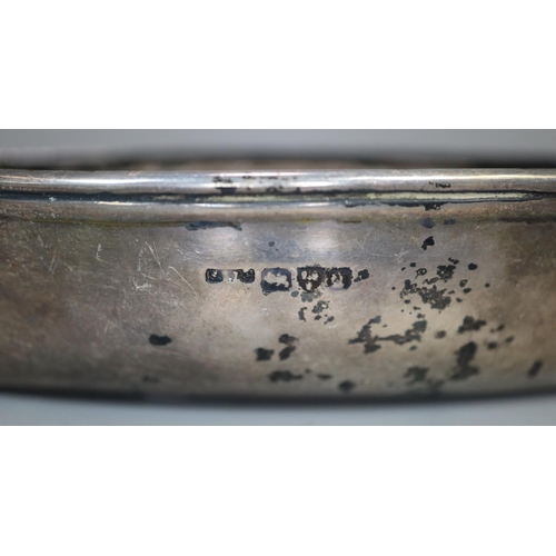 241 - Novelty silver salt in the form of a canoe, Chester hallmarks.  1.7 troy ozs.  (B.P. 21% + VAT)