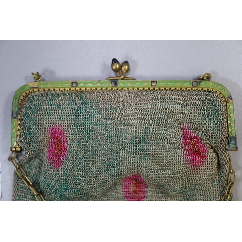 378 - Art Deco silver mesh handbag with yellow metal frame and cabochon stone mounts. 
(B.P. 21% + VAT)