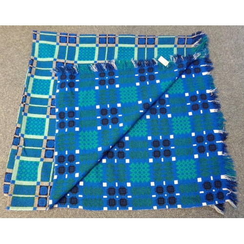 456 - Vintage woollen Welsh tapestry traditional Caernarfon design blanket on blue ground with fringed edg... 