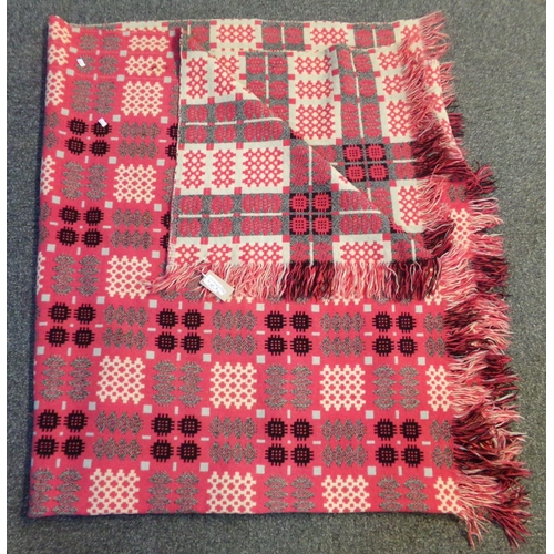 457 - Vintage woollen Welsh tapestry traditional Caernarfon design blanket with fringed edge. 
(B.P. 21% +... 