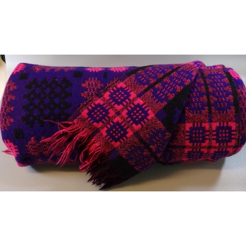 458 - Vintage woollen Welsh tapestry traditional Caernarfon design blanket on purple ground with fringed e... 