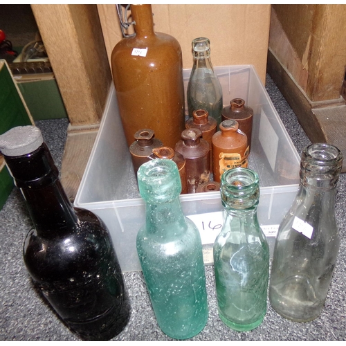 509 - Small collection of glass and stoneware bottles: Rees and Richards of Llanelli glass bottle, T.A. Ja... 