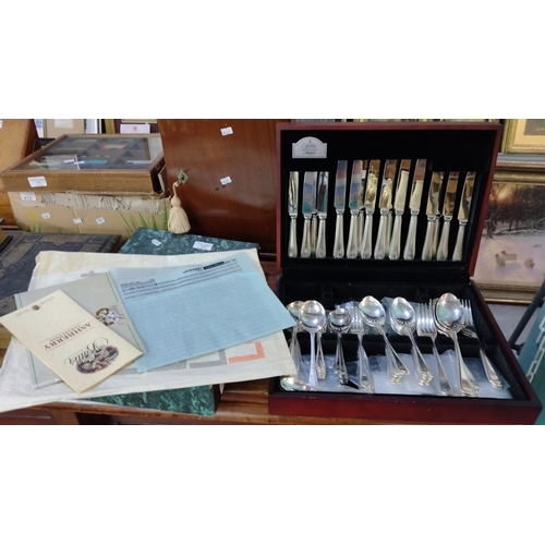 476 - George Butler of Sheffield Ltd 'The Ashberry Collection' cased set of silver plated cutlery, togethe... 