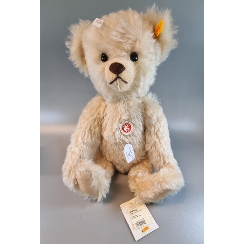 98 - Modern Steiff 'Classic' teddy bear, blonde.  (B.P. 21% + VAT)