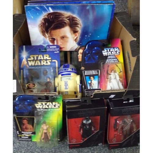 375 - Box of modern Star Wars ephemera and figures to include: Darth Vader, Princess Leia Organa etc, R2D2... 