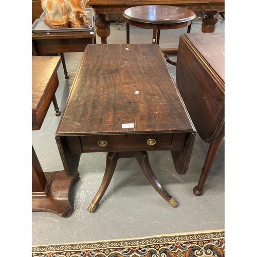 523 - 19th century mahogany Pembroke type single drawer table on quatrefoil base.  (B.P. 21% + VAT)