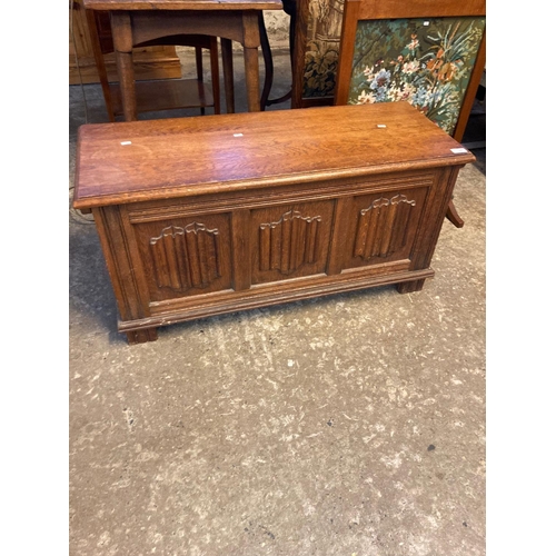 568 - 17th century style oak blanket box (20th century).  (B.P. 21% + VAT)