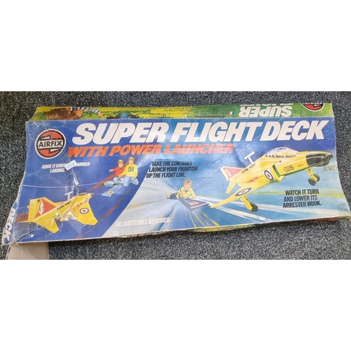 104 - Airfix Superflight Deck with Power Launcher in original box.  (B.P. 21% + VAT)