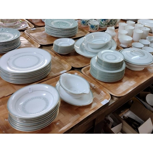 460 - Five trays of Noritake china 'Maya' design dinner and teaware to include: sauce boat, various plates... 