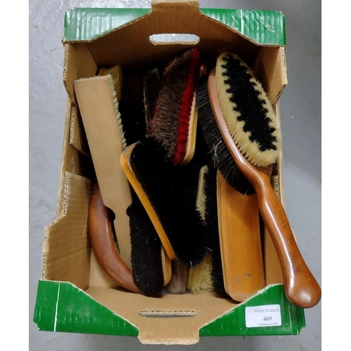 469 - Selection of wooden backed brushes, in various shapes and styles. 
(B.P. 21% + VAT)