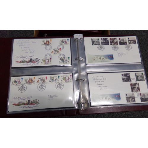 74 - Great Britain collection of First Day Covers in five Royal Mail albums and loose pages. 1979 to 1995... 