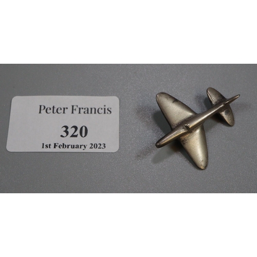 320 - Naive miniature model study of a sweetheart Spitfire brooch.(B.P. 21% + VAT)