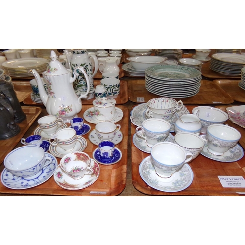 440 - Two trays of assorted china: Foley ‘Montrose’  teacup and saucer,  three Copelands blue and white es... 