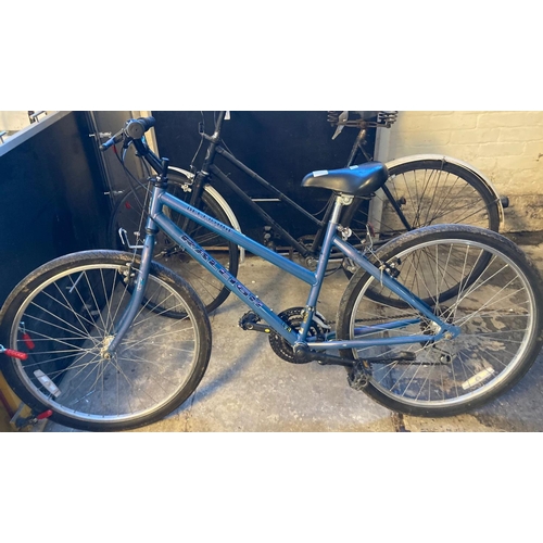 506 - Raleigh 'Blueridge' mountain bike with 15 speed mount gripshift system.
(B.P. 21% + VAT)