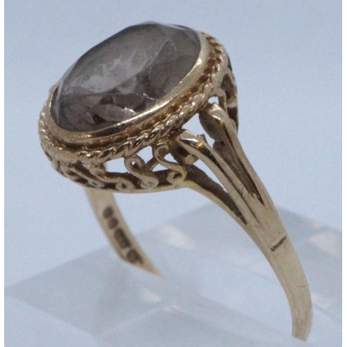 249 - 9ct gold stone set dress ring. Size U + 1/2, 4g approx. Cased.
(B.P. 21% + VAT)