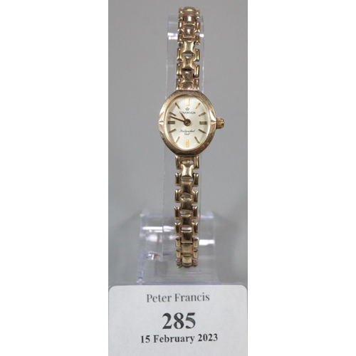 285 - 9ct gold ladies bracelet Sovereign dress watch. 9.5g approx. 
(B.P. 21% + VAT)