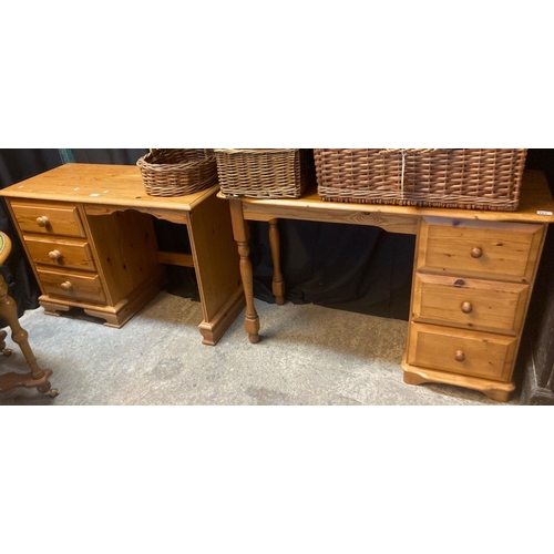 625 - Two similar modern pine single pedestal desks, each having three drawers to each pedestal.  (2)   (B... 