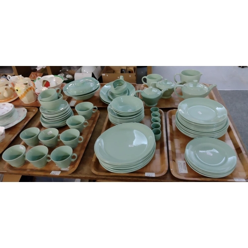 332 - Five trays of Wood's 'Beryl' design tea and dinnerware, to include: various plates, bowls, egg cups,... 