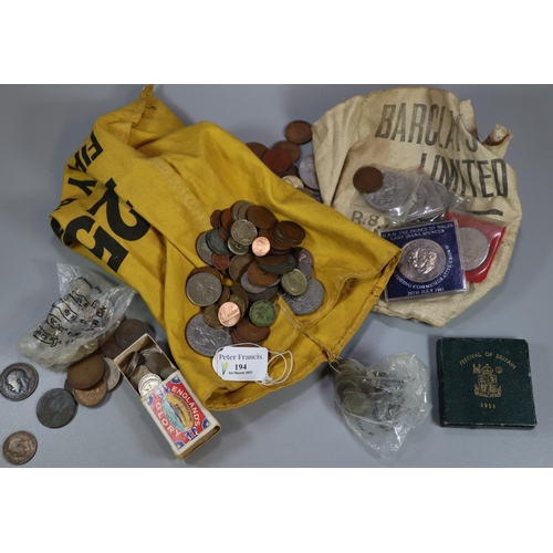 194 - Bag containing a large collection of mainly Queen Elizabeth II GB coinage.   (B.P. 21% + VAT)