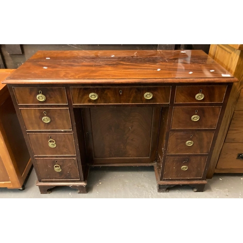 453 - 18th century style mahogany desk, the moulded top above a bank of four drawers to each pedestal with... 