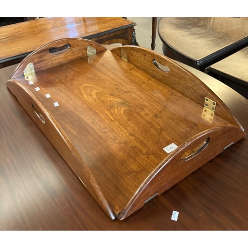 494 - 19th century mahogany folding butler's tray with hand holes and brass hinges.  (B.P. 21% + VAT)