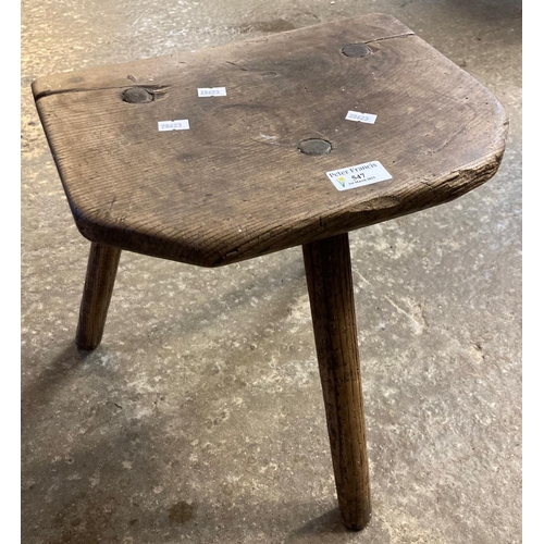 547 - Traditional Welsh elm topped milking stool with ash legs.  (B.P. 21% + VAT)