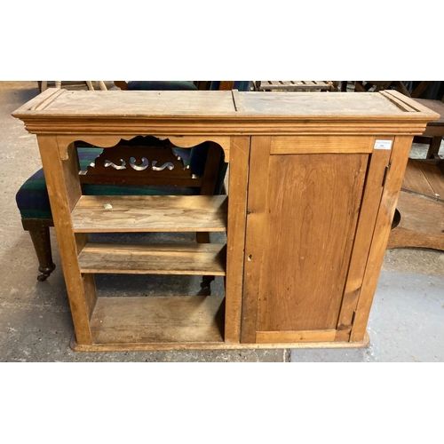 586 - Pine hanging cupboard with open shelves and single door.  88cm wide approx.  (B.P. 21% + VAT)