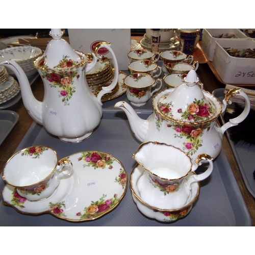 401 - Two trays of Royal Albert 'Old Country Roses': six teacups, saucers and tea plates and a sandwich pl... 