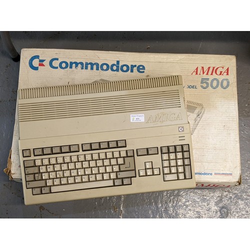 431 - Vintage Commodore Amiga model 500 in original box.   (B.P. 21% + VAT)