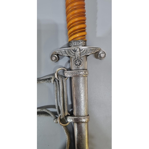 232 - German WWII period Army Officer's dress dagger with orange moulded grip (lacking wire), oak leaf pom... 