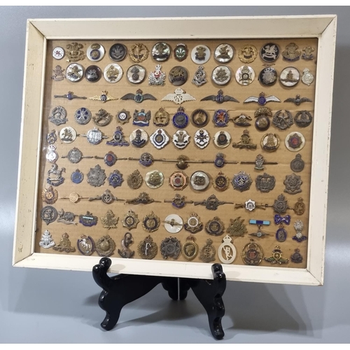 242 - A good collection of probably WWI period British military sweethearts brooches, various regiments: R... 