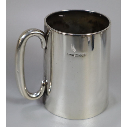 275 - Three silver christening mugs, 19th and 20th century, Chester and London hallmarks.  19troy ozs appr... 