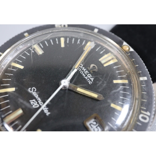 356 - Omega Seamaster 120 automatic gentleman's watch, with black face having baton numerals and date aper... 