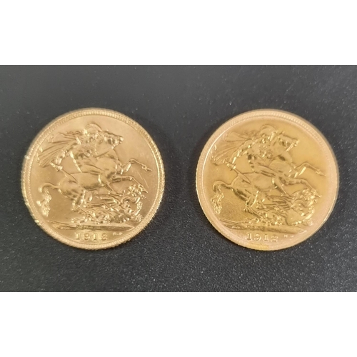 370 - Two gold full sovereigns dated 1912 and 1913.  (2)  (B.P. 21% + VAT)