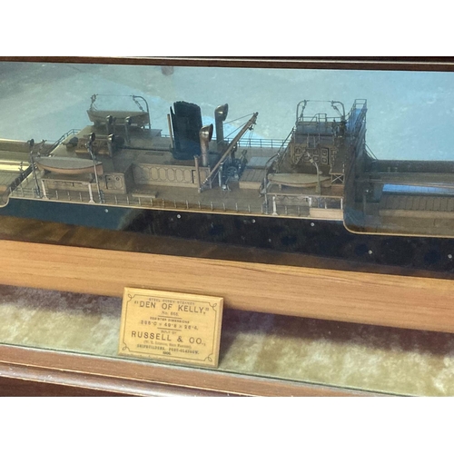 425 - Early 20th century cased half block ship builder's model of the 'steel screw steam freighter 'Den of... 