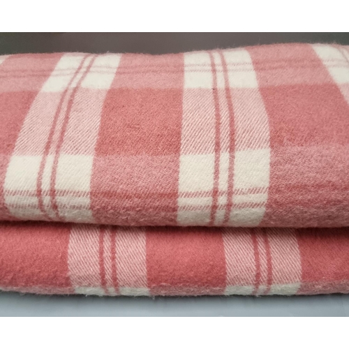 115 - Two Welsh woollen pink and green check Melin Tregwynt blankets or carthen. 183 x 244cm approx. (2)
(... 