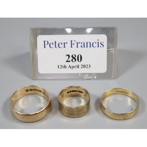 280 - Three 9ct gold wedding rings.  Ring size P&1/2, O&1/2 and G.  Approx weight in total 9.2 grams.
(B.P... 