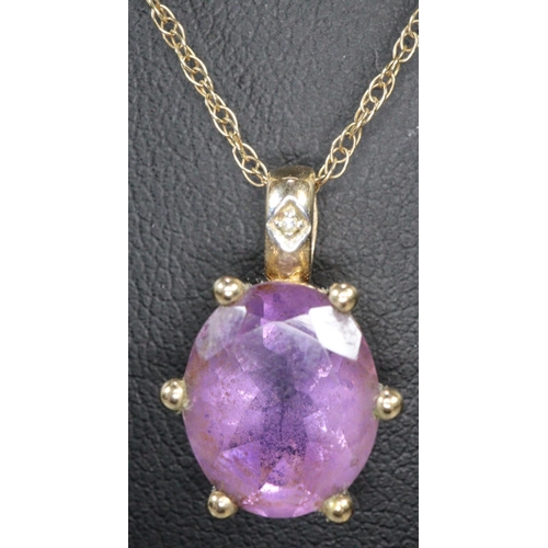 311 - Amethyst pendant set in  9ct gold with a 9ct gold chain.  Approx weight 2.8 grams.
(B.P. 21% + VAT)