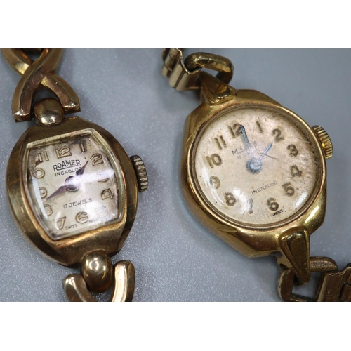 323 - 9ct gold ladies small head Roamer wristwatch on 9ct gold bracelet.  15.4g approx.  Together with ano... 