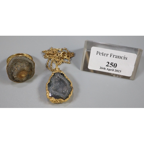 250 - 18ct gold Druzy ring together with a Druzy pendant and chain.  (B.P. 21% + VAT)