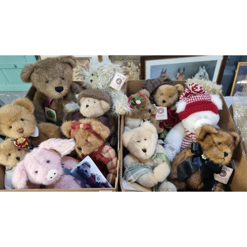 416 - Two boxes of modern Boyds the Head Bean Collection and other similar teddy bears, approximately thir... 